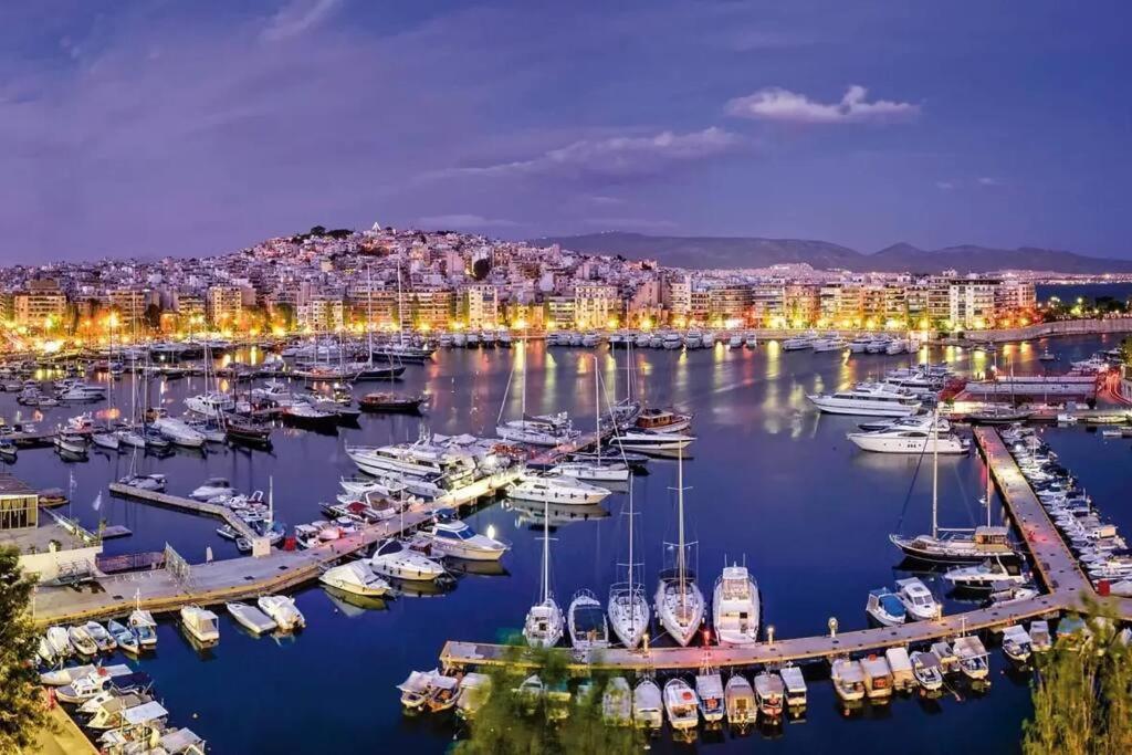 Hidden Gem On The Piraeus Coast Apartment Exterior foto